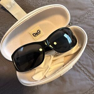 D&G Black Sunglasses with Cream Case